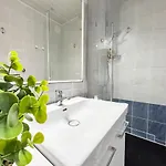 T2 Lumineux Avec Vue Et Parking Privé Apartamento *