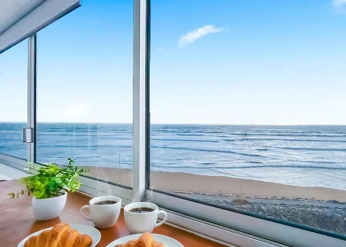 Apartman T2 Lumineux Avec Parking Prive Et Vue Degagee