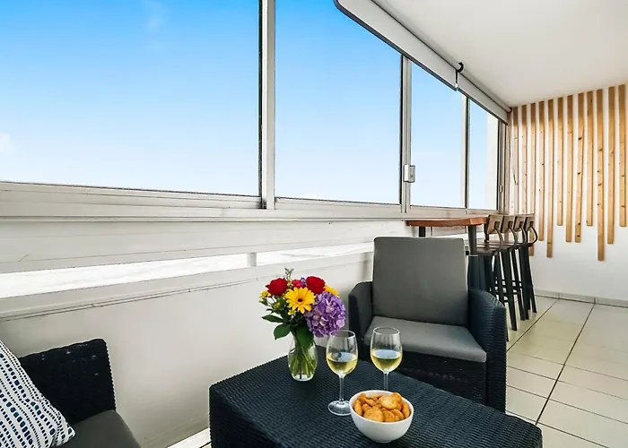 T2 Lumineux Avec Parking Prive Et Vue Degagee Apartman *